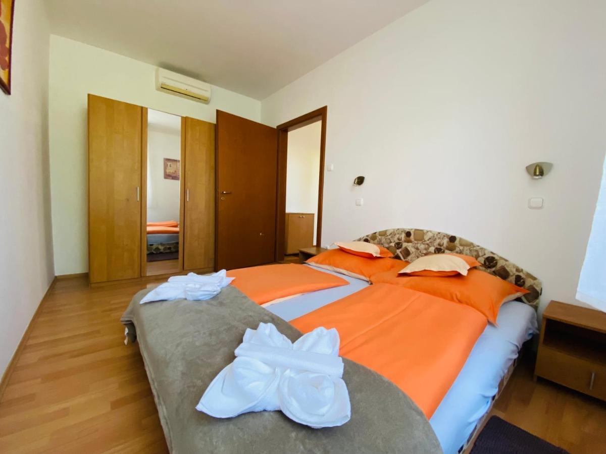 Ferienwohnung Gabi Lux Apartman Hajdúszoboszló Exterior foto
